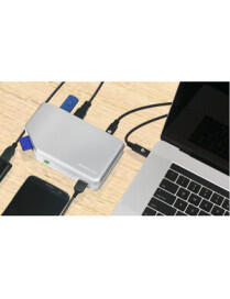 USB-C HUB WITH CARD READER |BoxandBuy.com